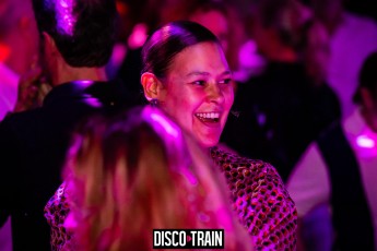 20230407-Par-pa-fotografie-TeaTimeFunk-Disco-Train-708090s-1608-1kl