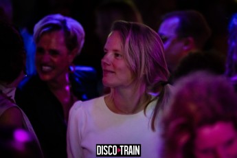 20230407-Par-pa-fotografie-TeaTimeFunk-Disco-Train-708090s-1654-1kl
