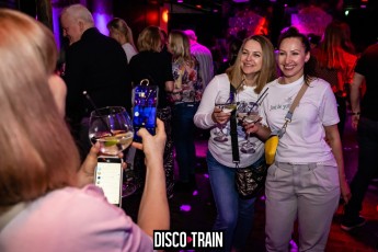 20230407-Par-pa-fotografie-TeaTimeFunk-Disco-Train-708090s-1667-1kl