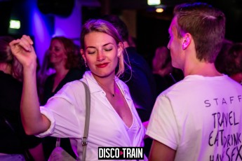 20230407-Par-pa-fotografie-TeaTimeFunk-Disco-Train-708090s-1677-1kl