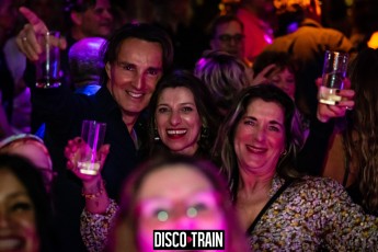 20230407-Par-pa-fotografie-TeaTimeFunk-Disco-Train-708090s-1744-1kl