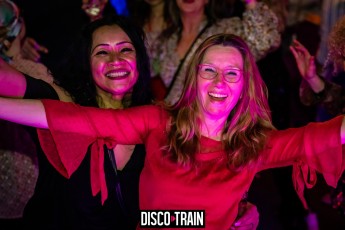 20230407-Par-pa-fotografie-TeaTimeFunk-Disco-Train-708090s-1747-1kl