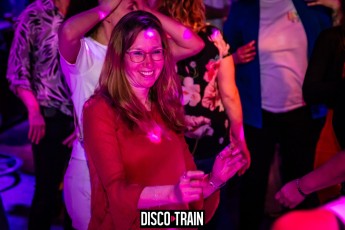 20230407-Par-pa-fotografie-TeaTimeFunk-Disco-Train-708090s-1856-1kl