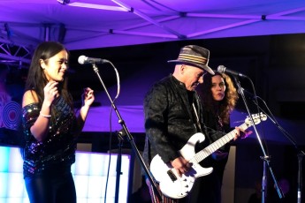 0203ce87-5f6b-476d-8878-ab8709b1179a