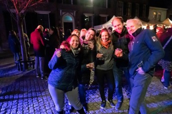 b99ab7e9-574c-49e9-bad9-dcee8974169f