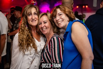 20230722-Par-pa-fotografie-Diaco-Train-BEachparty-Strandtent14-708090-8988-1kl