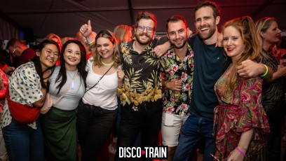 20230722-Par-pa-fotografie-Diaco-Train-BEachparty-Strandtent14-708090-8990-1kl