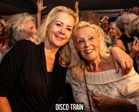 20230722-Par-pa-fotografie-Diaco-Train-BEachparty-Strandtent14-708090-9128-1kl