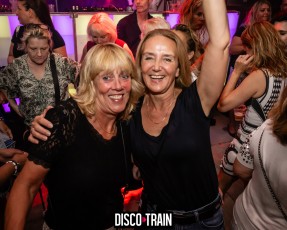 20230722-Par-pa-fotografie-Diaco-Train-BEachparty-Strandtent14-708090-9145-1kl