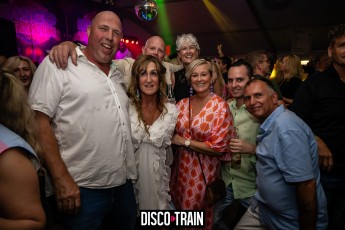 20230722-Par-pa-fotografie-Diaco-Train-BEachparty-Strandtent14-708090-9157-1kl