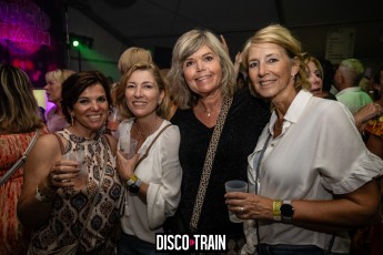 20230722-Par-pa-fotografie-Diaco-Train-BEachparty-Strandtent14-708090-9165-1kl