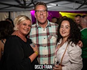 20230722-Par-pa-fotografie-Diaco-Train-BEachparty-Strandtent14-708090-9400-1kl