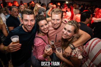 20230722-Par-pa-fotografie-Diaco-Train-BEachparty-Strandtent14-708090-9563-1kl