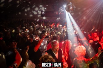 20230722-Par-pa-fotografie-Diaco-Train-BEachparty-Strandtent14-708090-9804-1kl