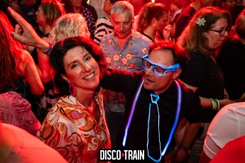 20230722-Par-pa-fotografie-Diaco-Train-BEachparty-Strandtent14-708090-9844-1kl