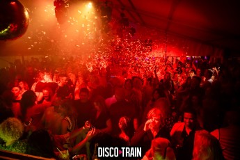 20230722-Par-pa-fotografie-Diaco-Train-BEachparty-Strandtent14-708090-9855-1kl