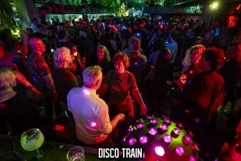20241123-Par-pa-fotografie-DiscoTrain-Hofhouse-8925-1kl