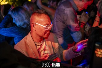 20241123-Par-pa-fotografie-DiscoTrain-Hofhouse-9065-1kl
