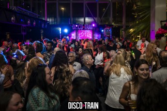 20241123-Par-pa-fotografie-DiscoTrain-Hofhouse-9169-1kl