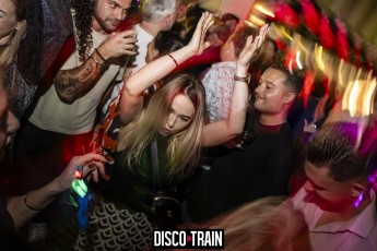 20241123-Par-pa-fotografie-DiscoTrain-Hofhouse-9336-1kl