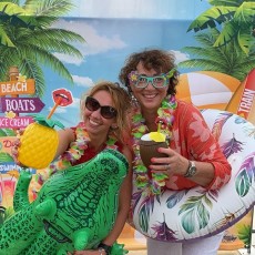 Disco_Train_Beach_Party_photo_20250615_Time-170612_x0j2x2