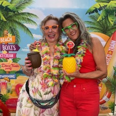 Disco_Train_Beach_Party_photo_20250615_Time-170625_pjxnsm