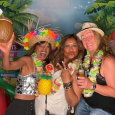 Disco_Train_Beach_Party_photo_20250615_Time-170672_g9o3x5