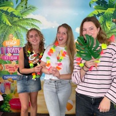 DISCO_TRAIN_BEACH_PARTY_XL_photo_20250830_Time-180872_kzb3hm