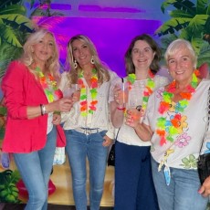 DISCO_TRAIN_BEACH_PARTY_XL_photo_20250830_Time-200849_ezdtpk