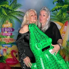 DISCO_TRAIN_BEACH_PARTY_XL_photo_20250830_Time-210811_6w3zqj