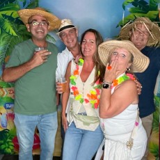 DISCO_TRAIN_BEACH_PARTY_XL_photo_20250830_Time-210815_h5z4t3