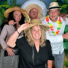 DISCO_TRAIN_BEACH_PARTY_XL_photo_20250830_Time-210839_w9zqsb