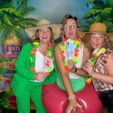 DISCO_TRAIN_BEACH_PARTY_XL_photo_20250830_Time-210878_26yjqx