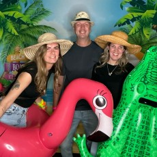 DISCO_TRAIN_BEACH_PARTY_XL_photo_20250830_Time-220815_05go2k