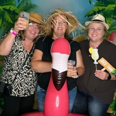 DISCO_TRAIN_BEACH_PARTY_XL_photo_20250830_Time-220817_9qnnd6