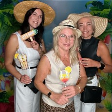 DISCO_TRAIN_BEACH_PARTY_XL_photo_20250830_Time-230808_d3z5g1