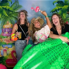 DISCO_TRAIN_BEACH_PARTY_XL_photo_20250830_Time-230836_bfnsey