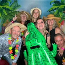 DISCO_TRAIN_BEACH_PARTY_XL_photo_20250830_Time-230856_oa01ko