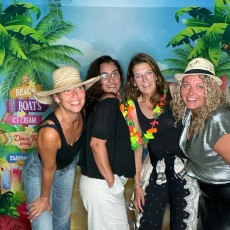 DISCO_TRAIN_BEACH_PARTY_XL_photo_20250830_Time-230898_2pzwn9