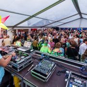 Beachparty_pagegallery_003